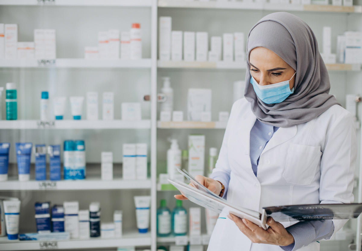 وظیفه تکنسین داروخانه چیست؟